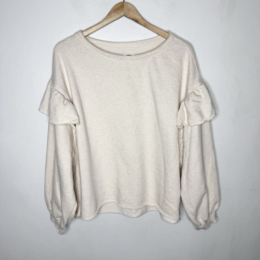 Aerie Cream Ruffle sleeve Sweatshirt Women's Medium Knit Sweater Feminine Boho
